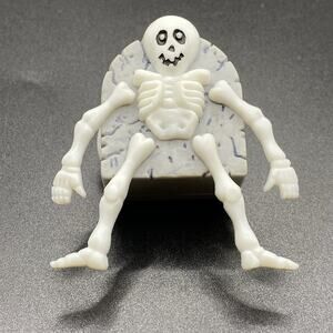 1990 Hallmark Skeleton Gravestone Brooch Mechanical Wind Up Pin Halloween